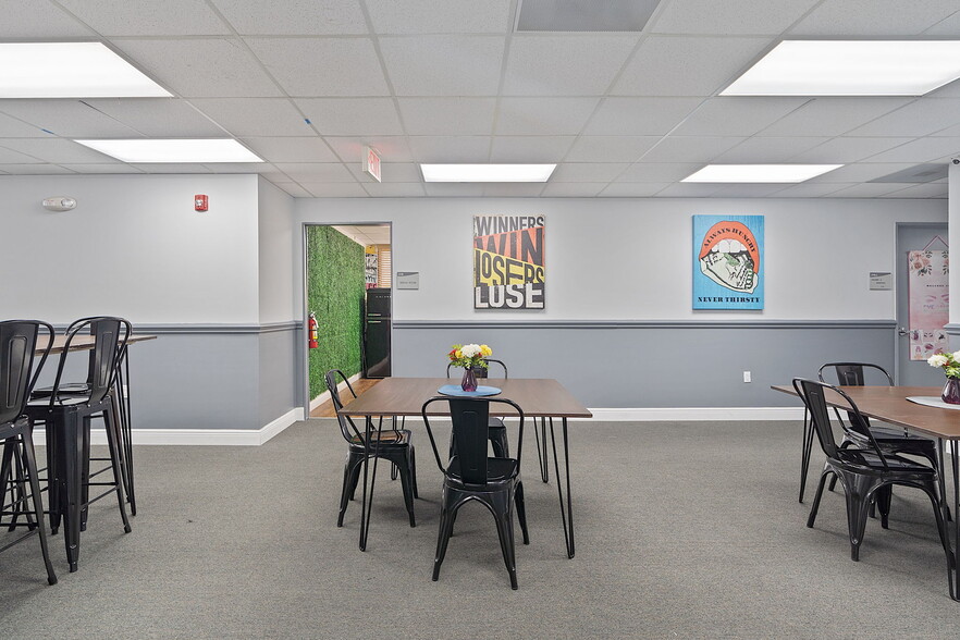 More Photos Of 351 S Cypress Rd, Pompano Beach Office For Sale