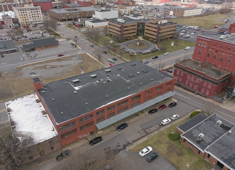 More Photos Of 151-155 E Market St, Wilkes-Barre Warehouse For Sale