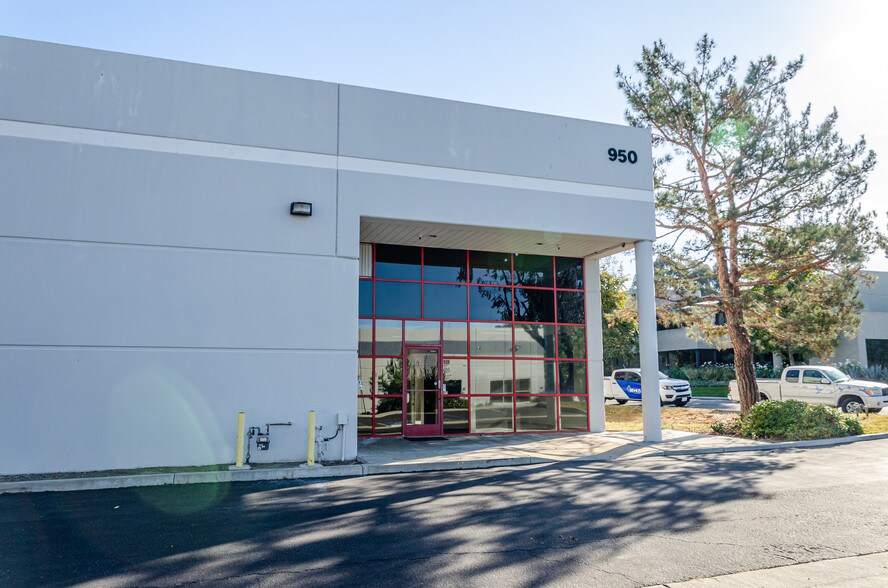 More Photos Of 950 Calle Negocio, San Clemente Light Manufacturing For Lease