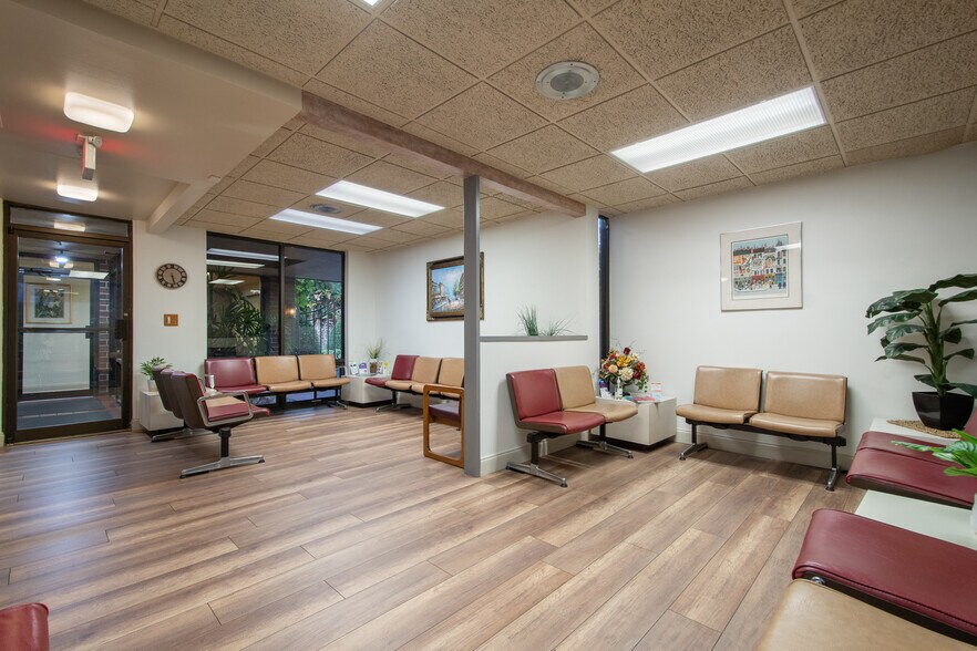 More Photos Of 3027 Aloma Ave, Winter Park Medical For Sale