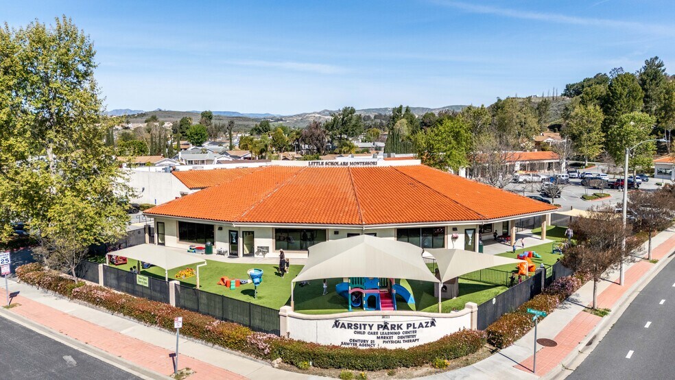 More Photos Of 14711 Princeton Ave, Moorpark Freestanding For Sale