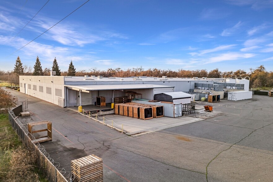 More Photos Of 435 Otterson Dr, Chico Manufacturing For Sale