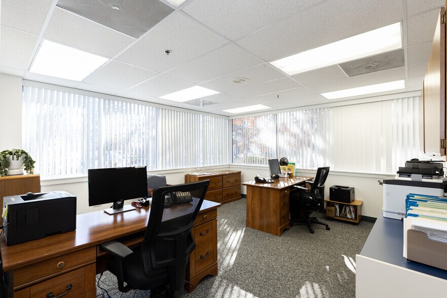 More Photos Of 700 Attucks Ln, Hyannis Medical For Sale