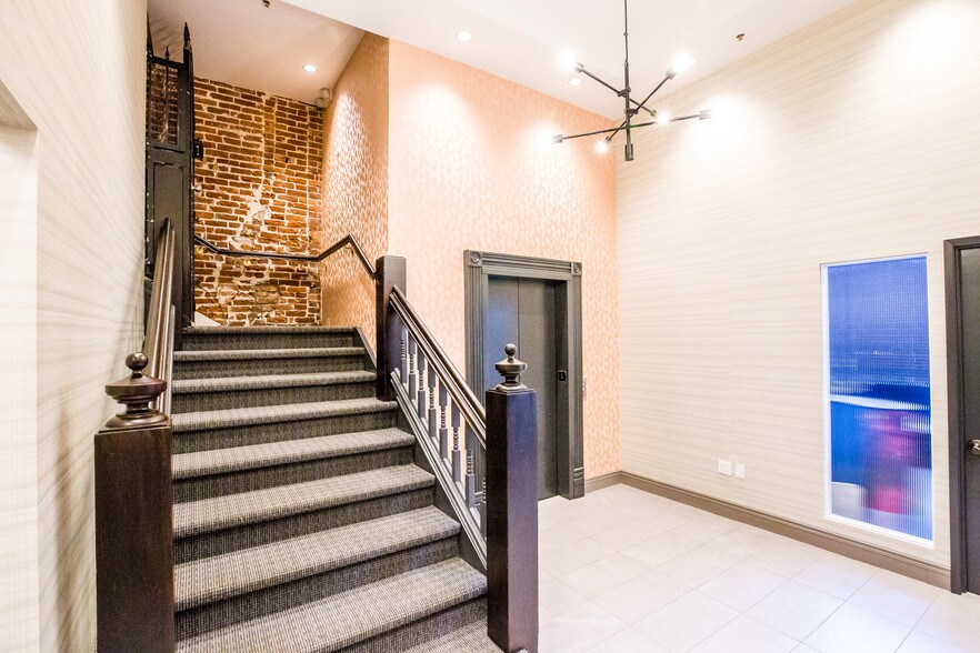 More Photos Of 835-837 5th Ave, San Diego Office For Sale