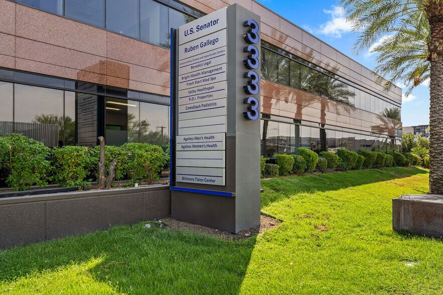More Photos Of 3333 E Camelback Rd, Phoenix Office For Lease