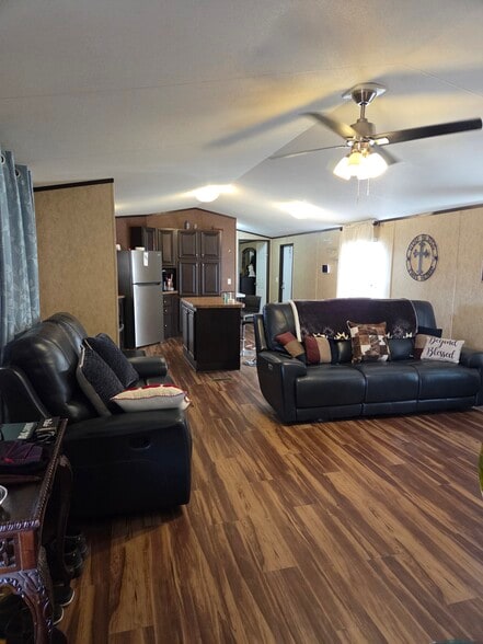 More Photos Of 23927 Alanwood Dr, San Antonio Manufactured Housing Mobile Home Park For Sale