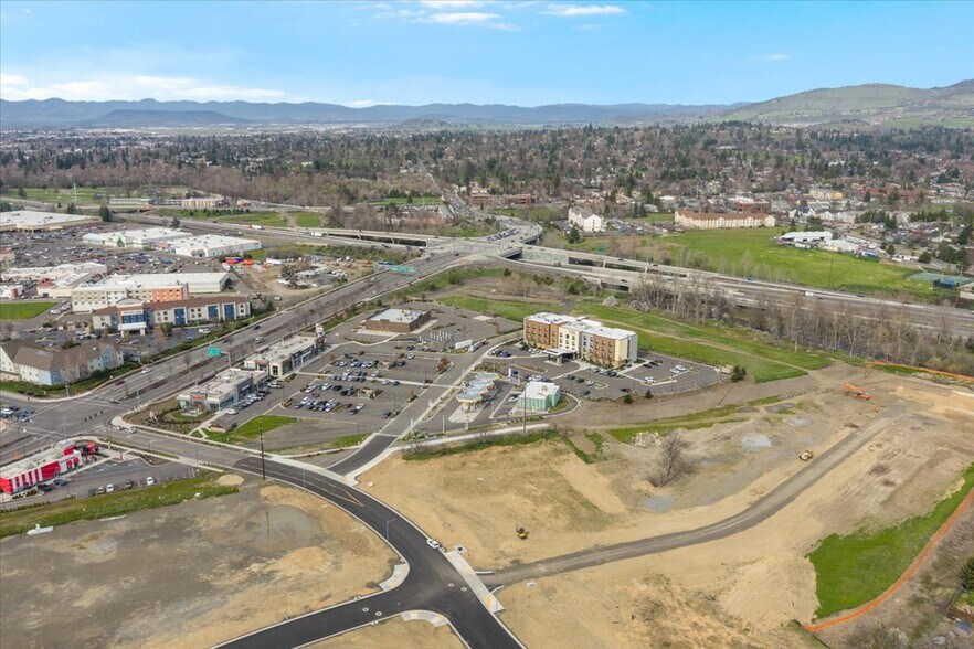 More Photos Of 1445 Center Dr, Medford Restaurant For Lease