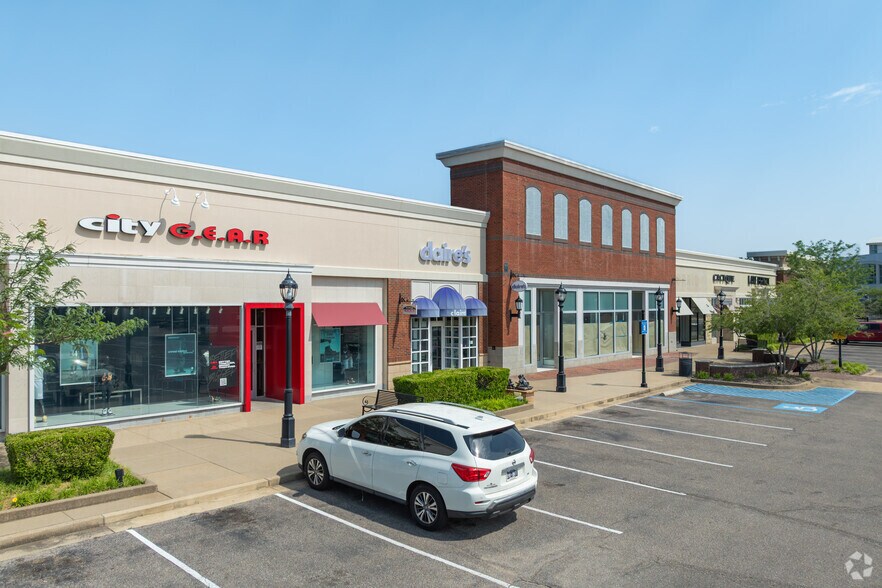 More Photos Of 4674 Merchants Park Cir, Collierville Unknown For Lease