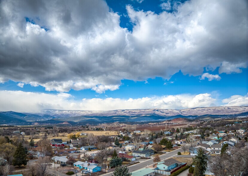 More Photos Of 875 W Main St, Cedaredge Flex For Sale