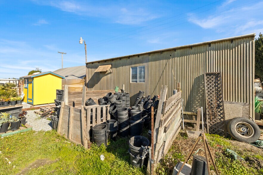 More Photos Of 1931 Beach Rd, Watsonville Industrial For Sale