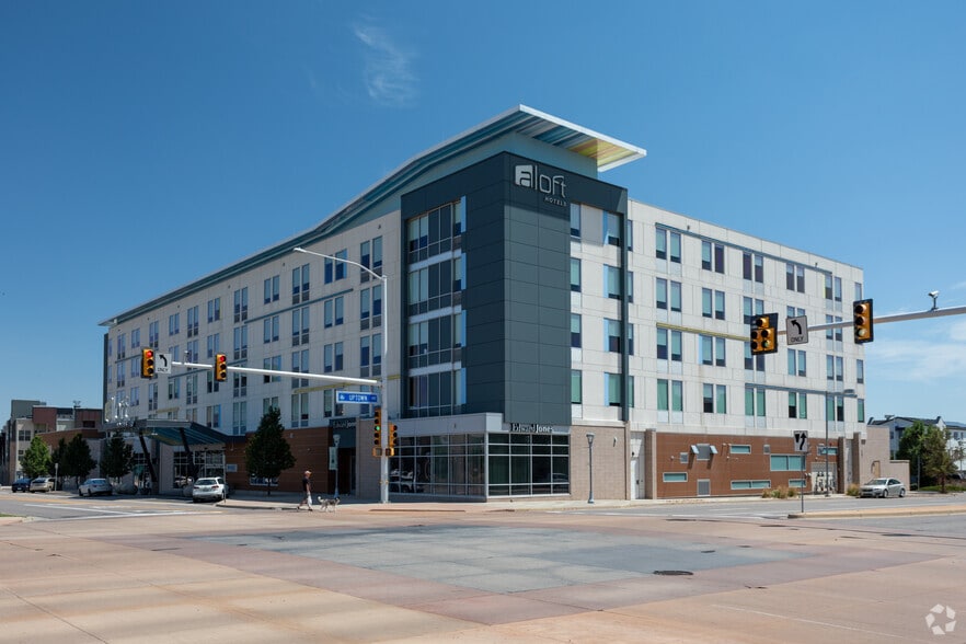 Primary Photo Of 8300 Arista Pl, Broomfield Hotel For Lease