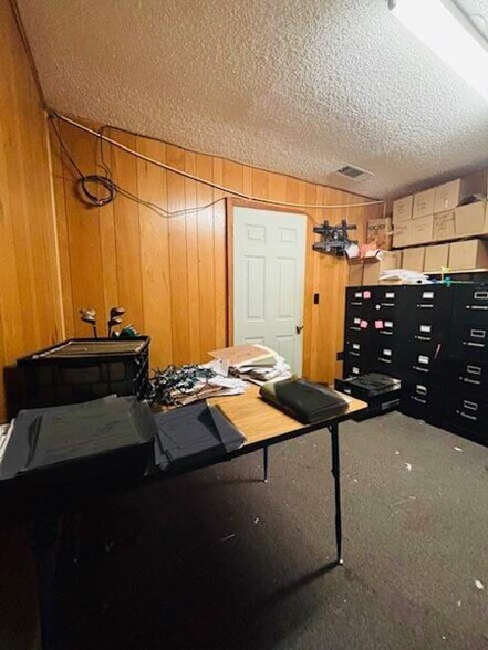 More Photos Of 240 Boykin Ct, Clinton Office For Sale