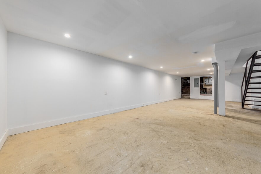 More Photos Of 385 Nostrand Ave, Brooklyn Storefront Retail Residential For Lease