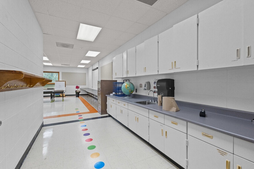 More Photos Of 414 S Church St, Endeavor Schools For Sale