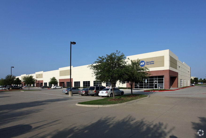 More Photos Of 1600 Wallace Dr, Carrollton Research And Development For Lease