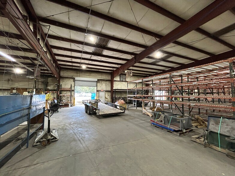 More Photos Of 880 S Roach St, Jackson Distribution For Lease