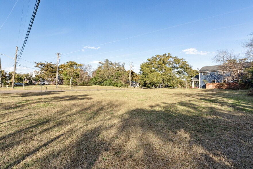 More Photos Of 332 N 3rd St, Fernandina Beach Land For Sale