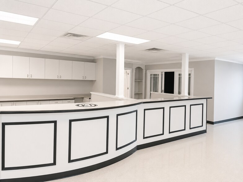 More Photos Of 1700 N Kentucky Ave, Evansville Manufacturing For Lease