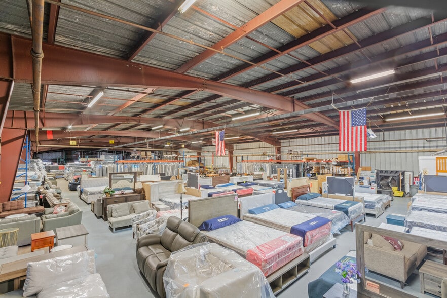 More Photos Of 1400 Reid St, Palatka Warehouse For Sale