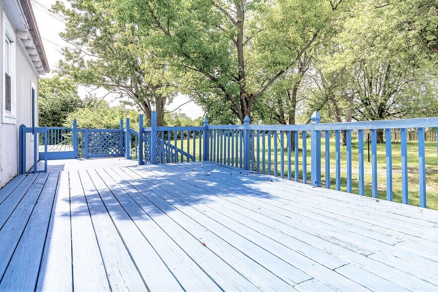 More Photos Of 8523 Cincinnati-Columbus Rd, West Chester Office For Sale