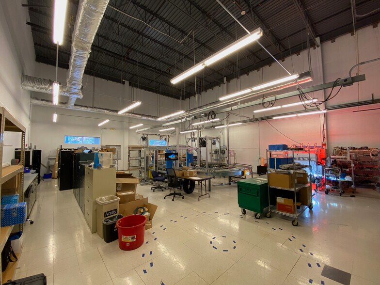 More Photos Of 800 Technology Center Dr, Stoughton Light Manufacturing For Lease