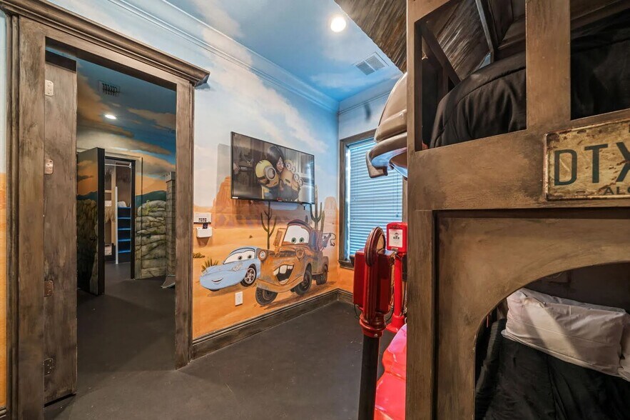 More Photos Of 521 Muirfield Loop, Reunion Specialty For Sale