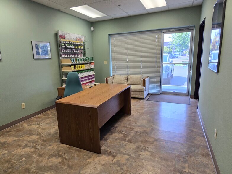 More Photos Of 13909 NW 3rd Ct, Vancouver Industrial For Sale