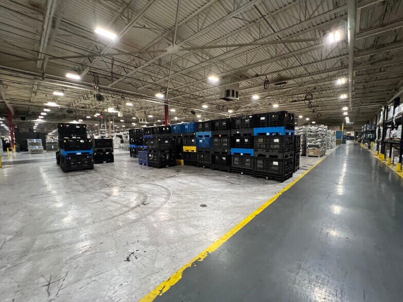 More Photos Of 1641 Thompson Rd, Hartselle Manufacturing For Lease