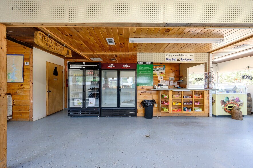 More Photos Of 6659 N US Highway 259, Broken Bow Amusement Park For Sale