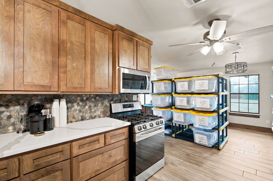 More Photos Of , Mineral Wells Unknown For Sale