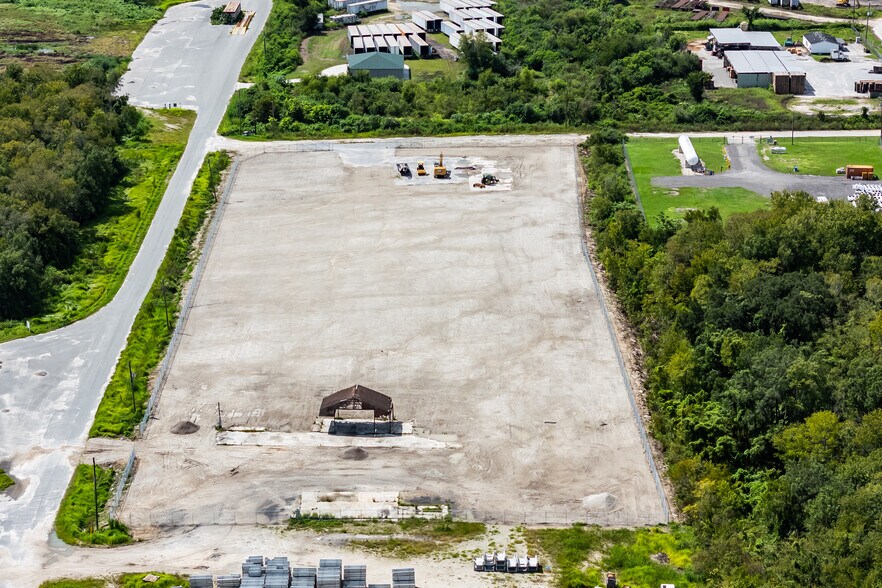 More Photos Of 2105 Longhorn Ave, Lakeland Land For Lease