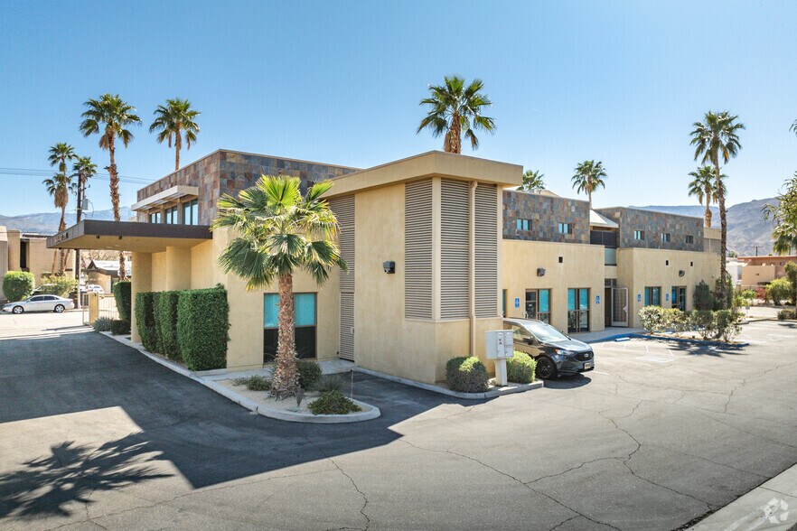 More Photos Of 73950 Alessandro Dr, Palm Desert Medical For Lease