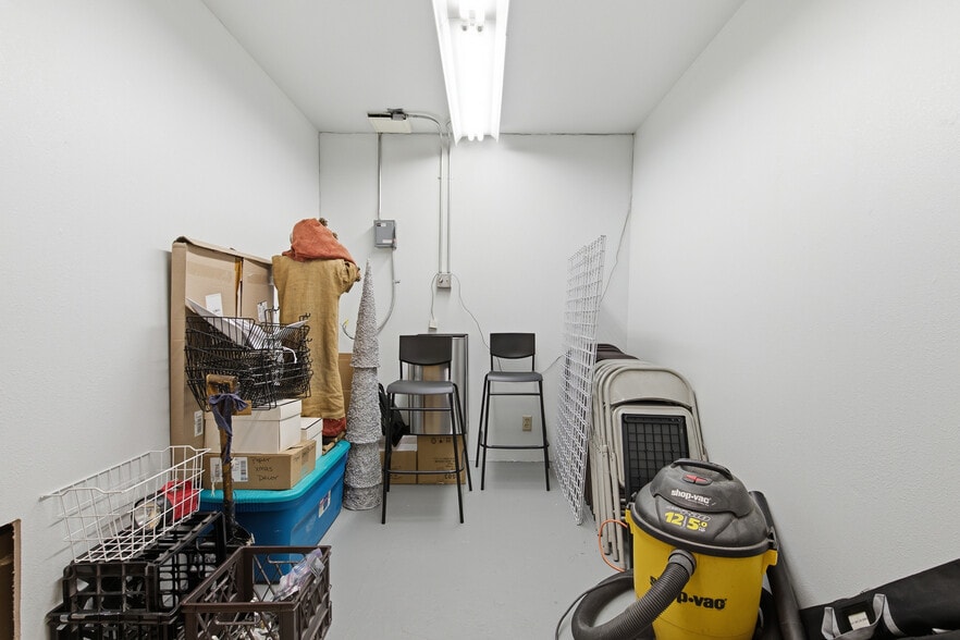 More Photos Of 1314 NW Irving St, Portland Apartments For Sale