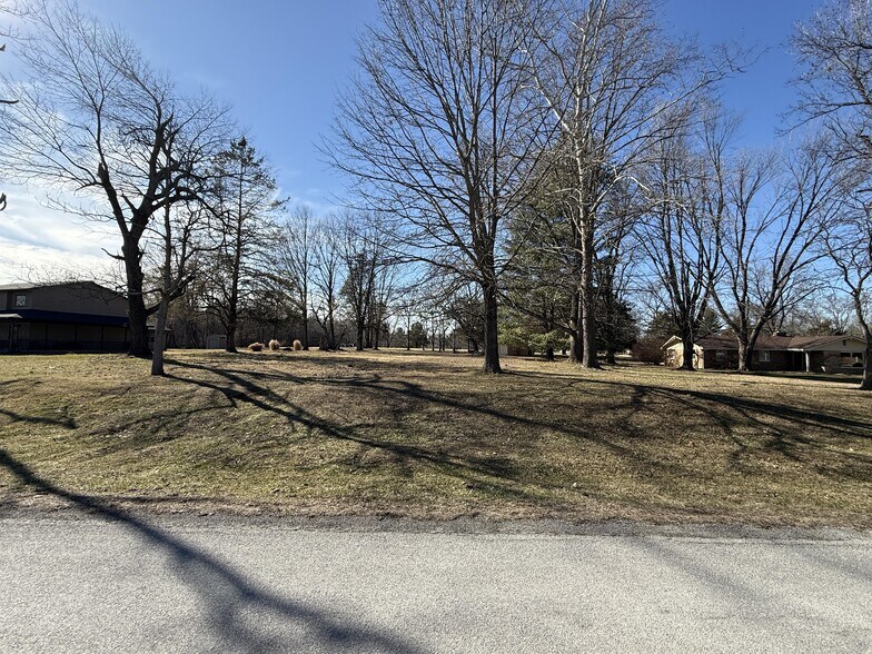 Primary Photo Of 00 Parrish Ln, Murphysboro Land For Sale