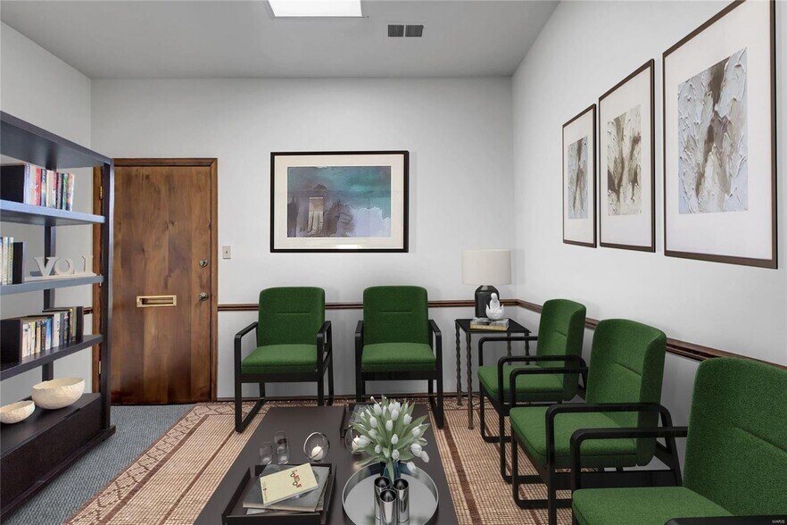 More Photos Of 101-279 Clarkson Executive Park, Ellisville Office For Lease