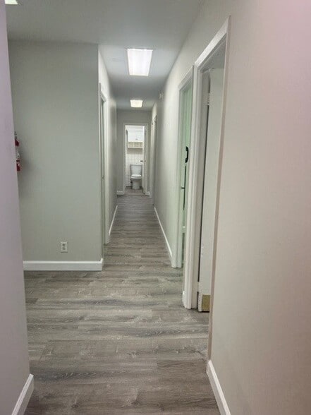 More Photos Of 30 W 60th St, New York Apartments For Lease