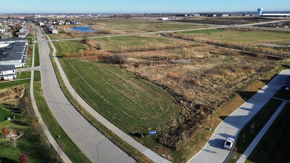 More Photos Of Westown Pkwy & Prairieview Crossing dr, Waukee Land For Lease