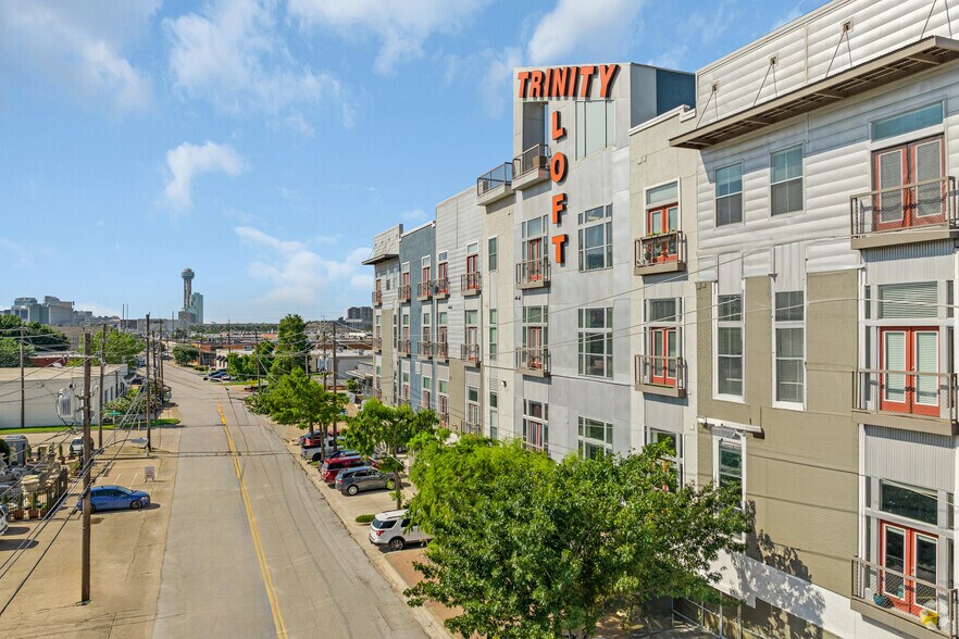 Primary Photo Of 1403 Slocum St, Dallas Apartments For Lease