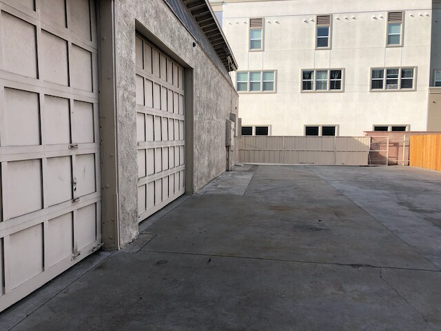 More Photos Of 9820 1/2 Belmont St, Bellflower Office For Lease