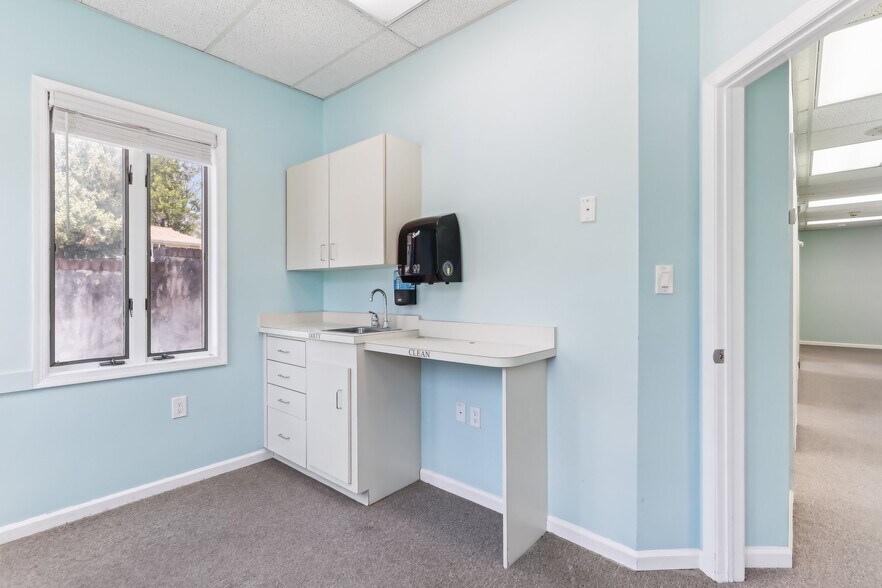 More Photos Of 2640 Highway 70, Manasquan Medical For Sale