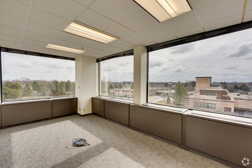 Photo of 3rd Floor Ste 2211/305