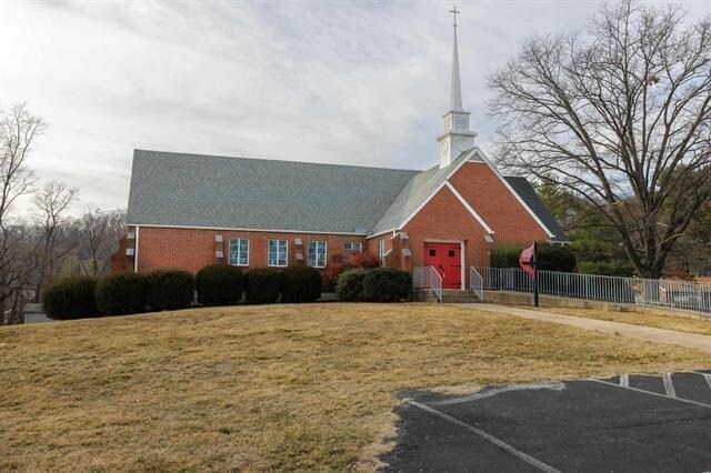 More Photos Of 551 Lee Jackson Hwy, Staunton Religious Facility For Sale