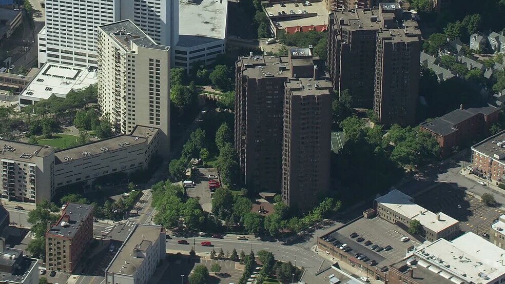 Primary Photo Of 1201 Yale Pl, Minneapolis Apartments For Sale