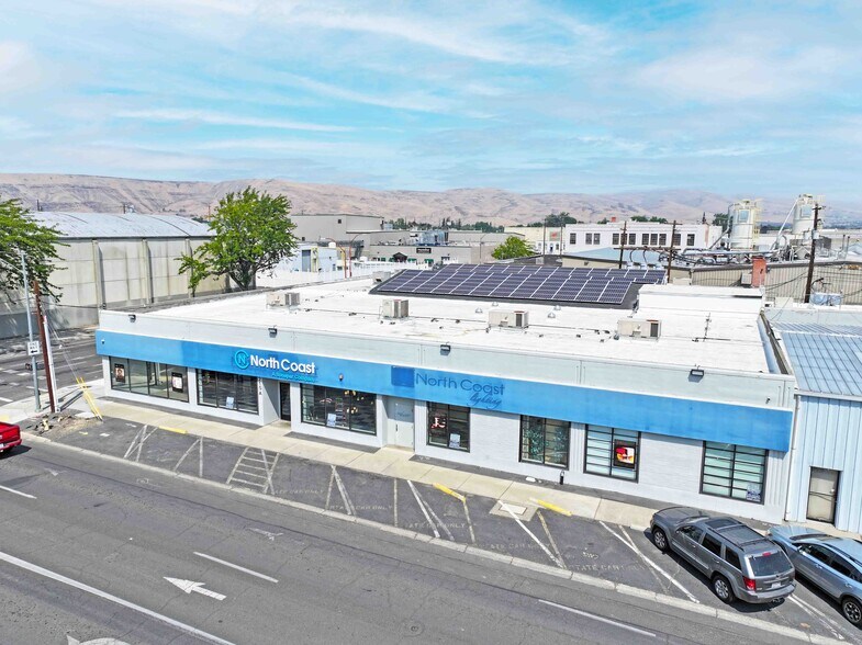 More Photos Of 215 N 3rd Ave, Yakima Office For Lease