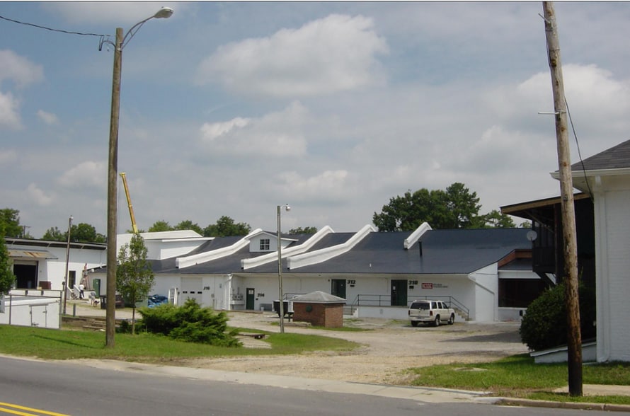 More Photos Of 308-320 W Main St, Clayton Flex For Lease