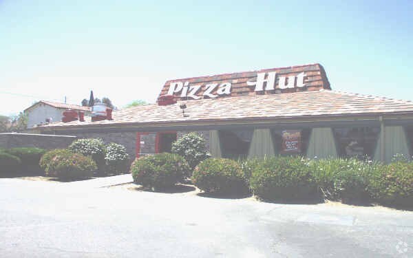 More Photos Of 1235 S Mission Rd, Fallbrook Restaurant For Lease