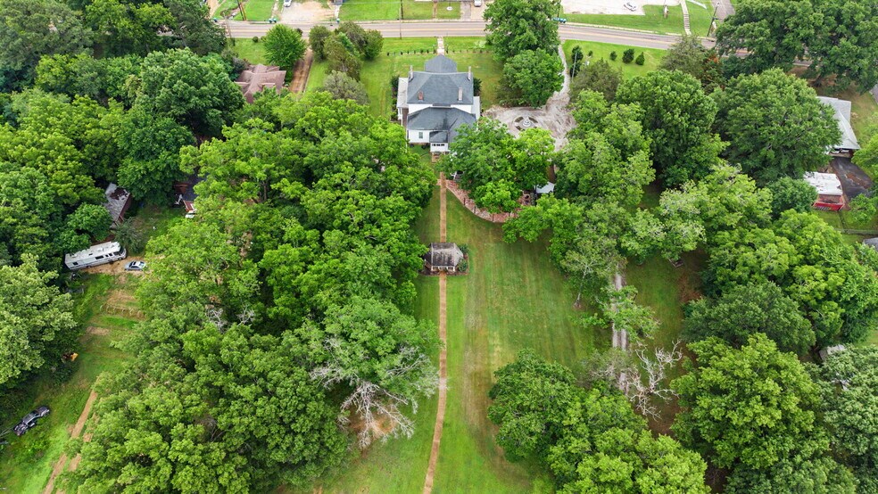 More Photos Of 118 Hwy 309 S, Byhalia Lodge Meeting Hall For Sale