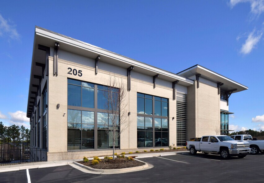 More Photos Of 205 Pavilion Way, Southern Pines Medical For Sale