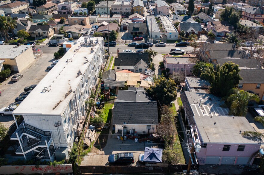 More Photos Of 843 W 82nd St, Los Angeles Specialty For Sale