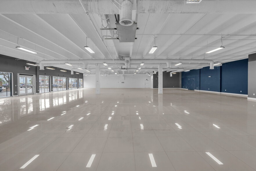 More Photos Of 1920-1934 Stirling Rd, Dania Beach Freestanding For Lease